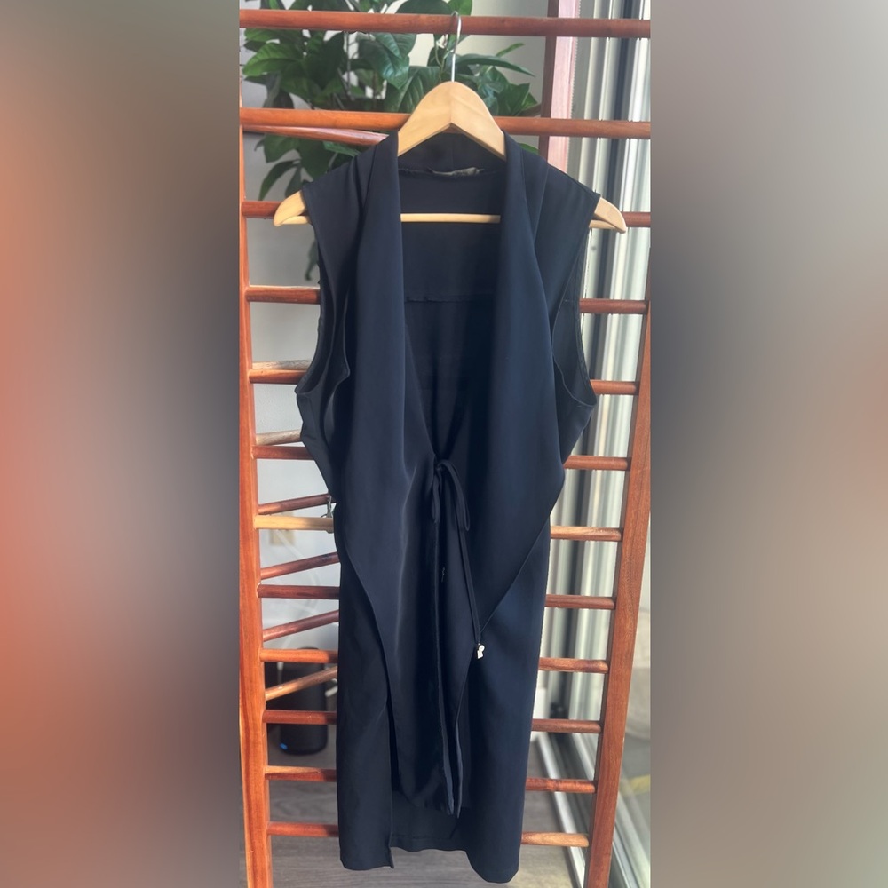 Zara Navy Blue Sleeveless Waterfall Vest EUC